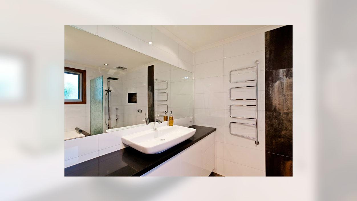 bathroom-renovation-archeron-street-epping_05