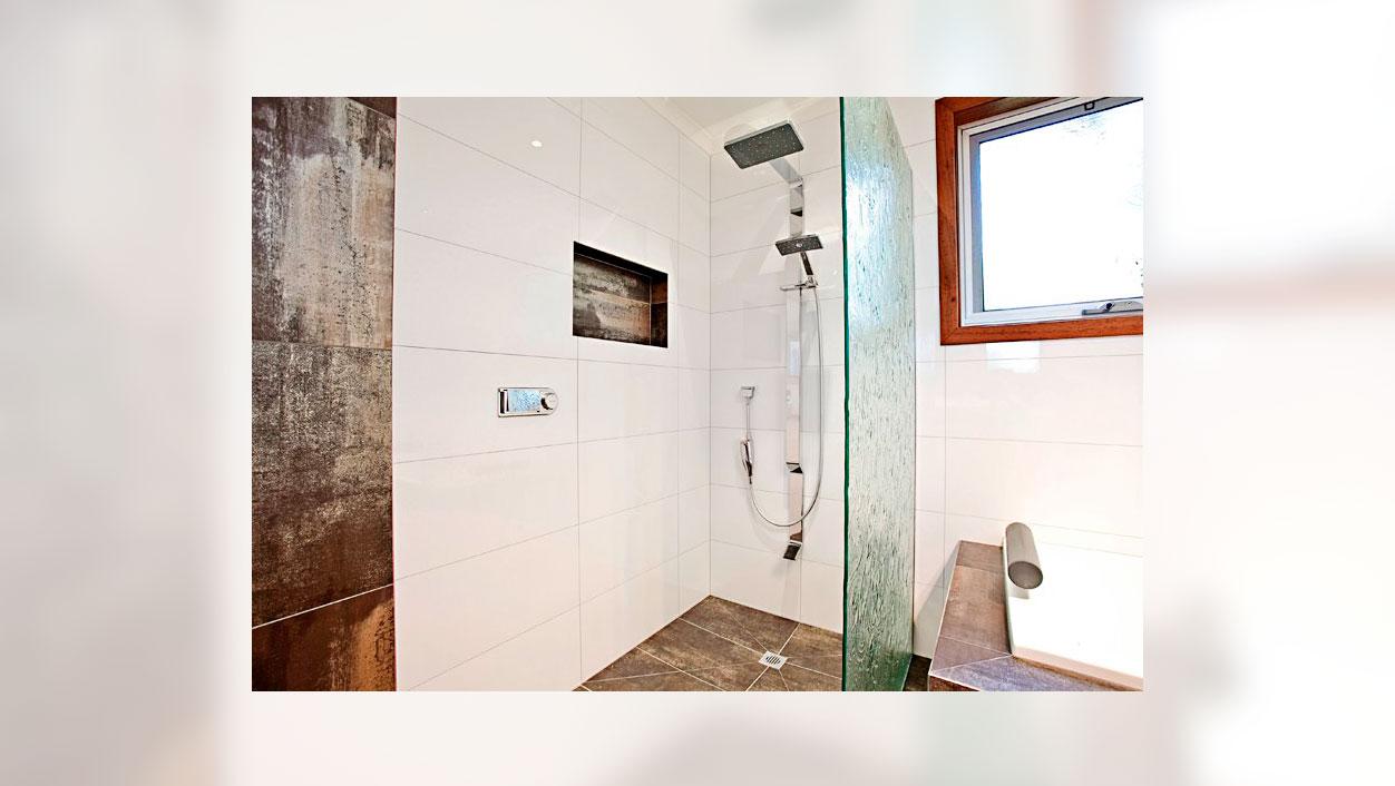 bathroom-renovation-archeron-street-epping_06