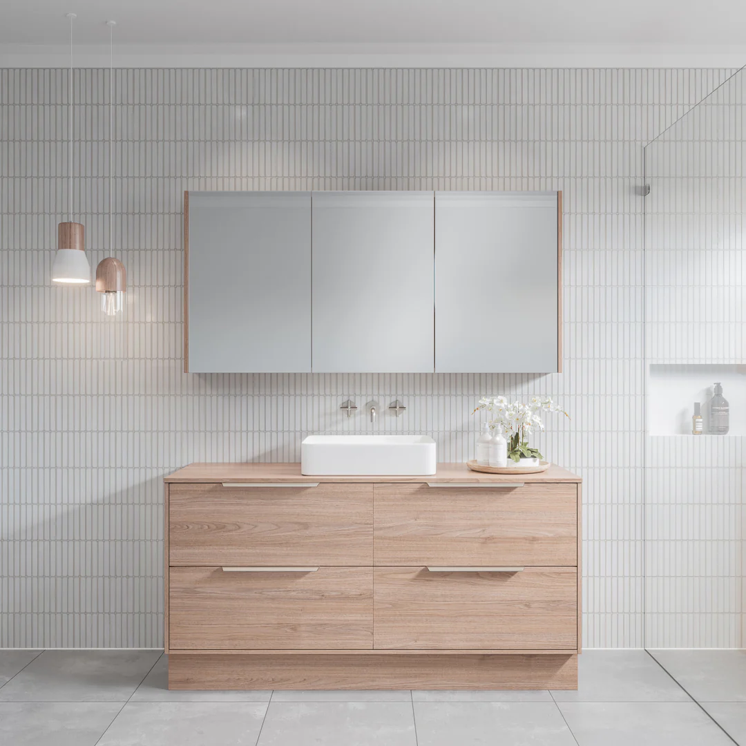 Timberline-Delaware_DE182MF_1080x1080 TIMBERLINE DELAWARE VANITY UNIT FLOOR MOUNT - Image 1